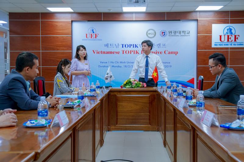 lớp tiếng Hàn topik