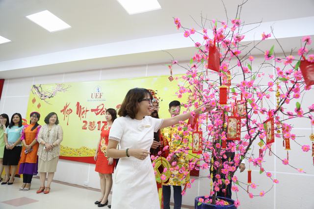 họp mặt tân niên 2017 UEF 1 5