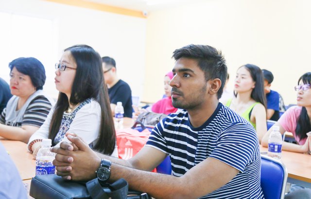 Cao học giao lưu UEF 4