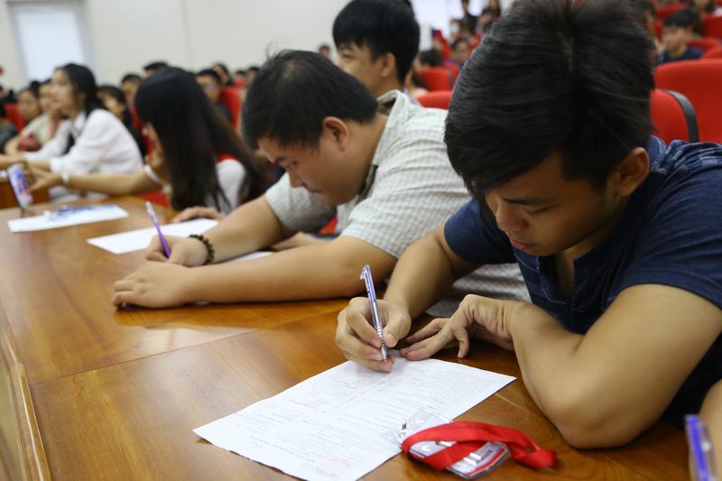  “Give blood and Save a life”: Ấm áp ngày Hội hiến máu tình nguyện 2017