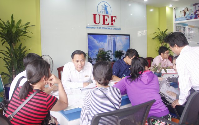 Xét tuyển học bạ lớp 12 tại UEF