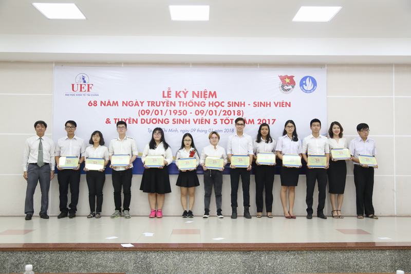 Ngày truyền thống học sinh sinh viên 7