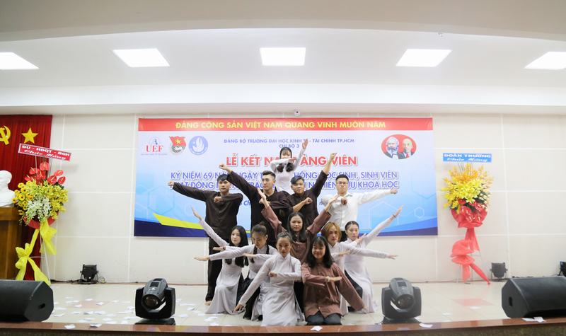 kỷ niệm ngày truyền thồng học sinh sinh viên 5