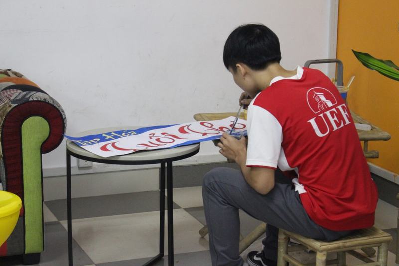 chiến dịch “Cám ơn người lớn” 5