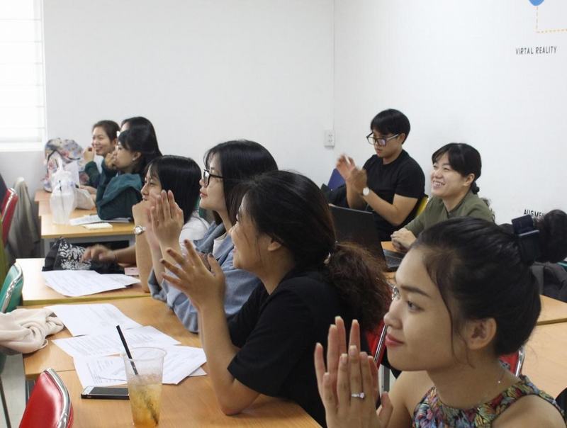 service - learning viết tin 2